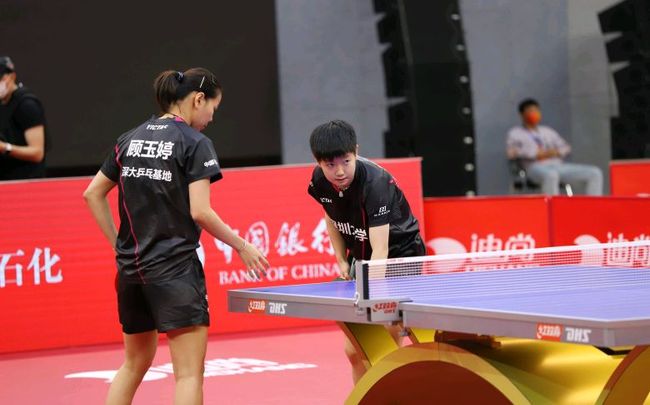 越了不少豪 越了不少豪