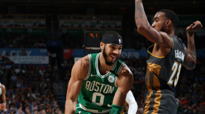 趋于年轻化 趋于年轻化